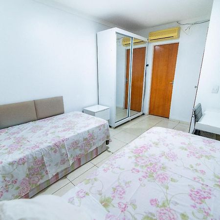 Ap 85M2 , 2Qts Com Suite , Estacionamento, Cozinha Completa , Wi-Fi 500Mb , Jr Catito Бразиліа Екстер'єр фото